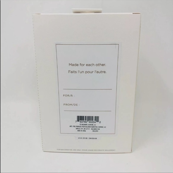 Hallmark Signature Ornament Made for Each Wedding - Picture 4 of 7